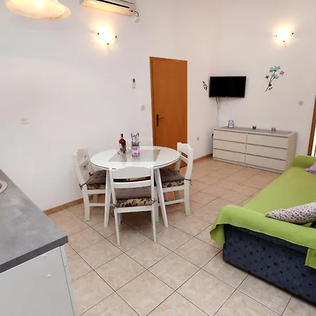 M&i Apartment